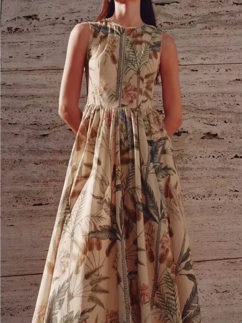 Sleeveless Tropical Print Midi Dress